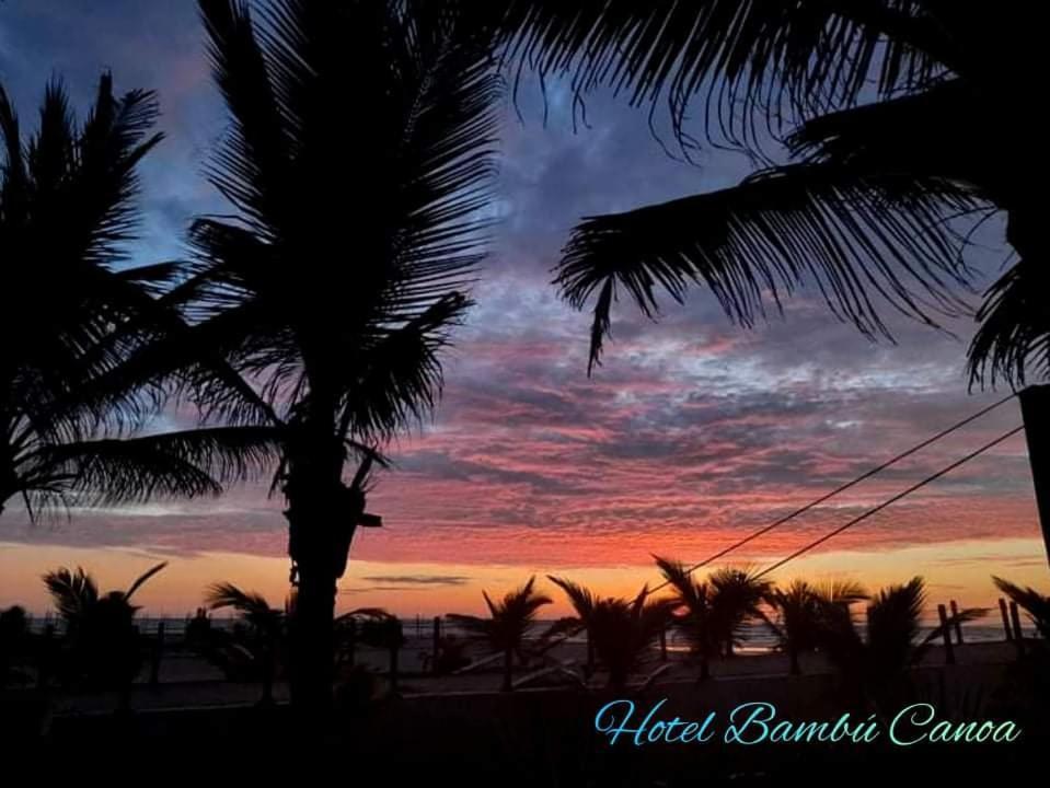 Hotel Bambu Canoa Exterior photo